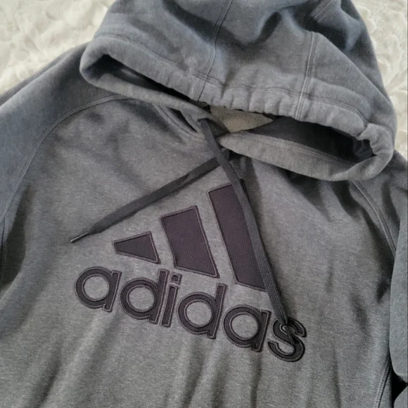 Adidas Men's Sweatshirt - Picture 2 of 5
